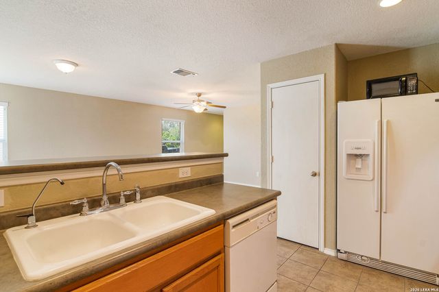 938 Spello Circle, San Antonio, TX 78253