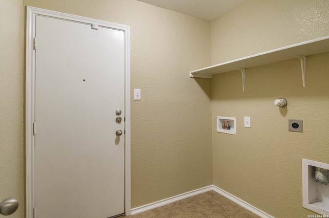 938 Spello Circle, San Antonio, TX 78253