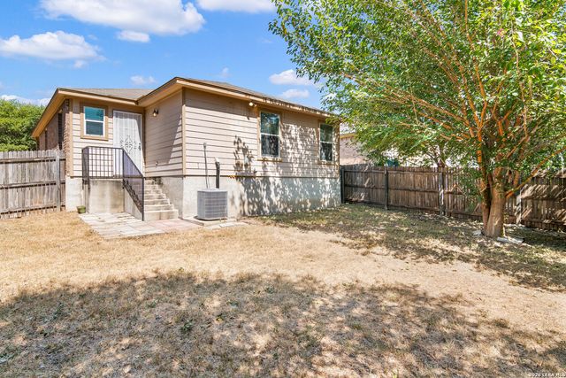 938 Spello Circle, San Antonio, TX 78253