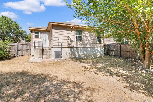 938 Spello Circle, San Antonio, TX 78253