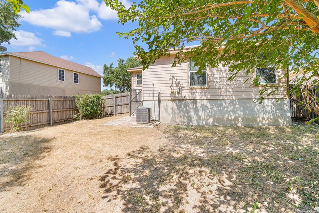 938 Spello Circle, San Antonio, TX 78253