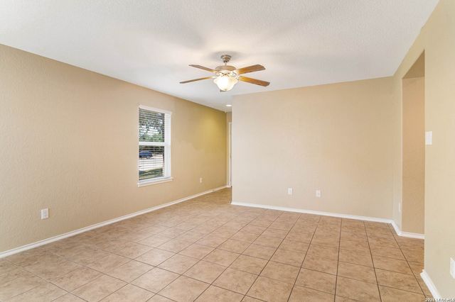 938 Spello Circle, San Antonio, TX 78253