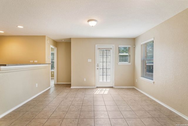 938 Spello Circle, San Antonio, TX 78253