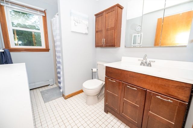 11 Fairview Ln, Weymouth, MA 02190
