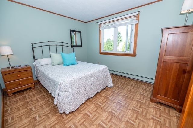 11 Fairview Ln, Weymouth, MA 02190