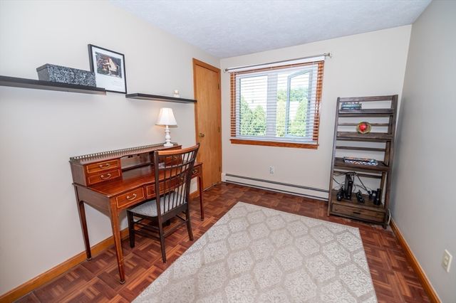 11 Fairview Ln, Weymouth, MA 02190