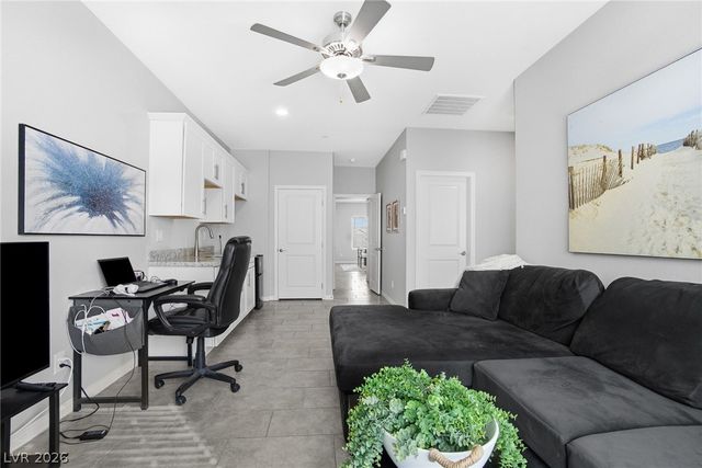 5264 Mystic Ivy Drive, Las Vegas, NV 89149