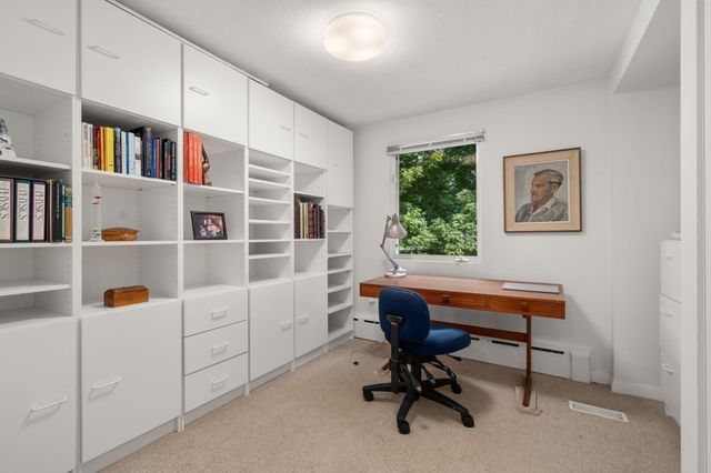 287 Glen Rd, Weston, MA 02493