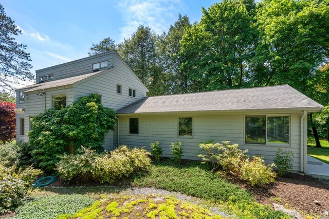 287 Glen Rd, Weston, MA 02493