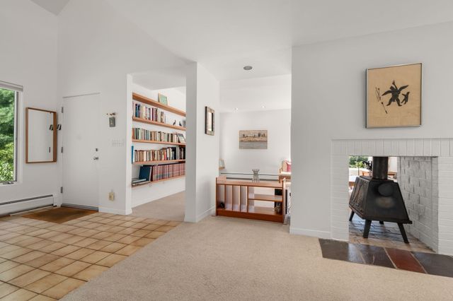 287 Glen Rd, Weston, MA 02493