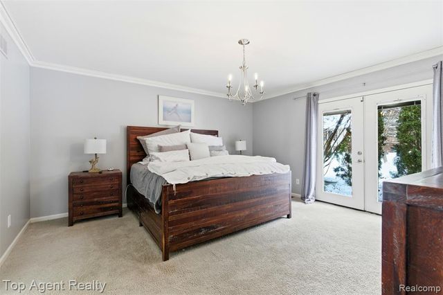 2239 Regency Hills Drive, Shelby Twp, MI 48316