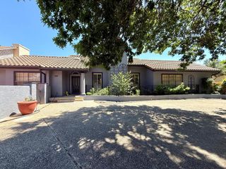522 Preston Trail, Kerrville, TX 78028