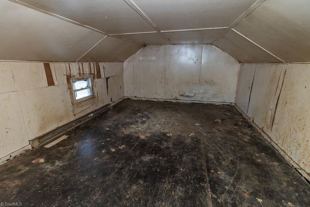 1757 Jewel Road, Danbury, NC 27016