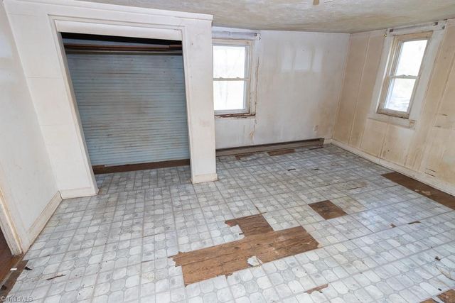 1757 Jewel Road, Danbury, NC 27016