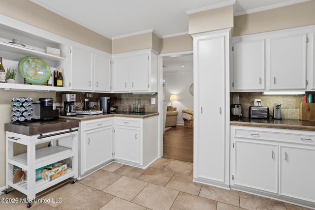 1508 Kimwood Circle, Jackson, MS 39211