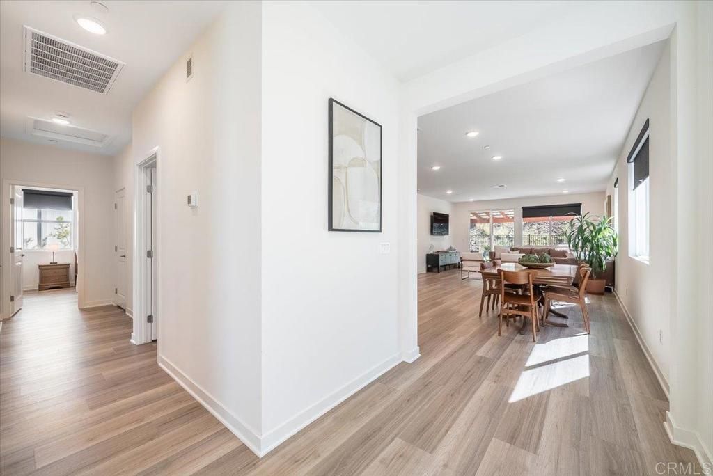 461 Meadowood Street, Fallbrook, CA 92028 — photo 5
