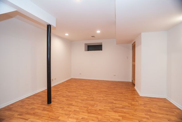 1207 E 44th Place, Chicago, IL 60653