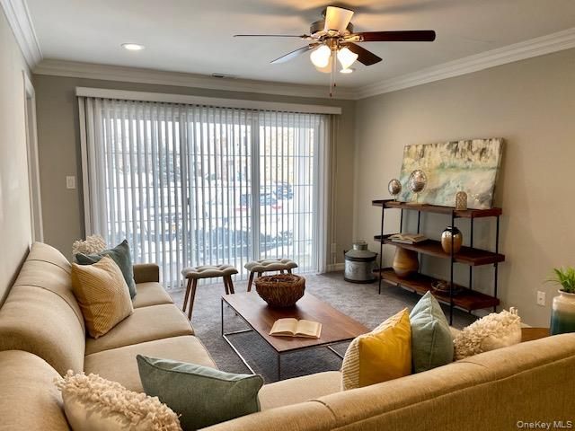 115 Westwood Drive 137, Westbury, NY 11590