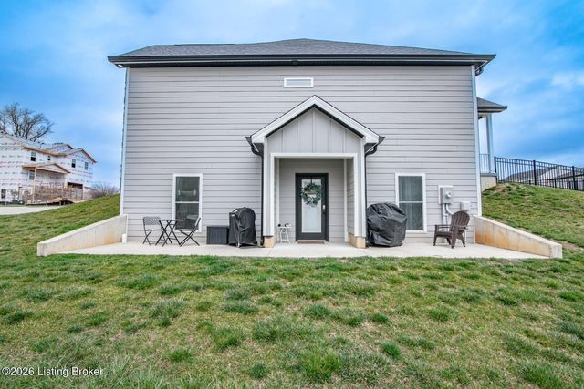108 Smt Crk Dr, Elizabethtown, KY 42701