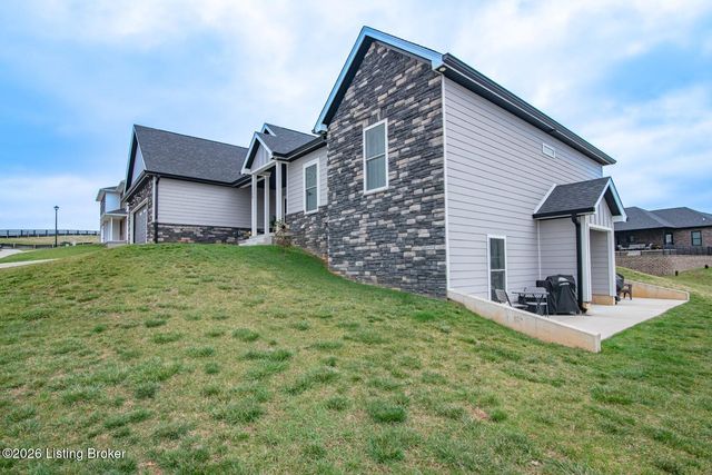 108 Smt Crk Dr, Elizabethtown, KY 42701