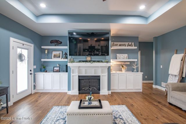 108 Smt Crk Dr, Elizabethtown, KY 42701
