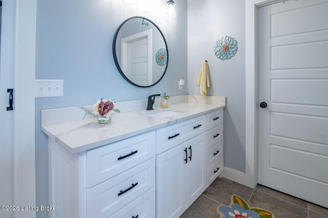 108 Smt Crk Dr, Elizabethtown, KY 42701