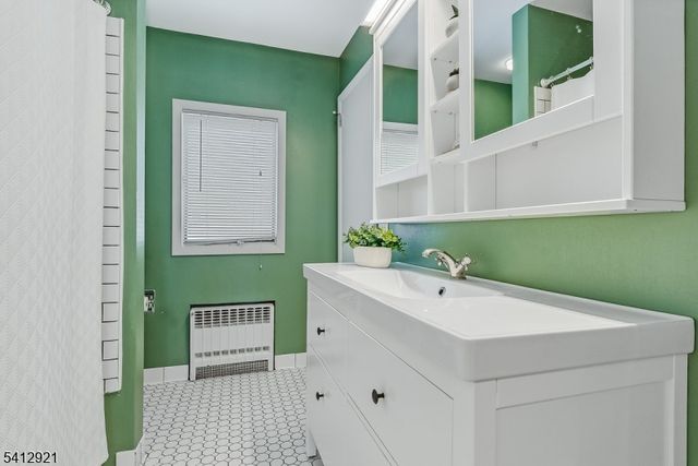 381 Dogwood Dr, Union Twp., NJ 07083