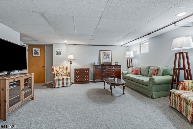 381 Dogwood Dr, Union Twp., NJ 07083