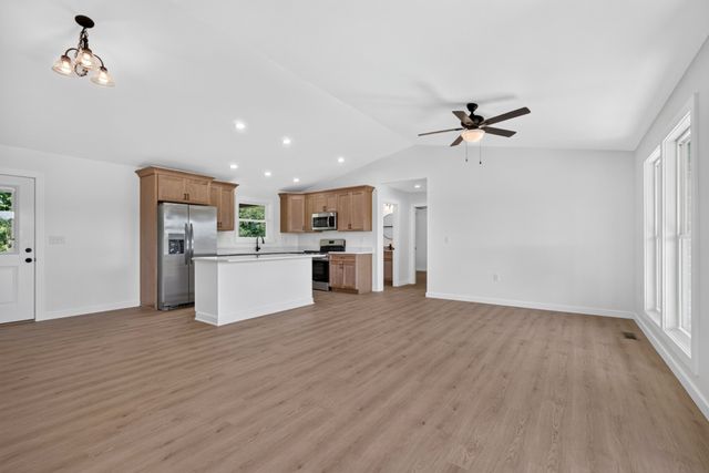 254 Bob Johnson LN, Cookeville, TN 38501