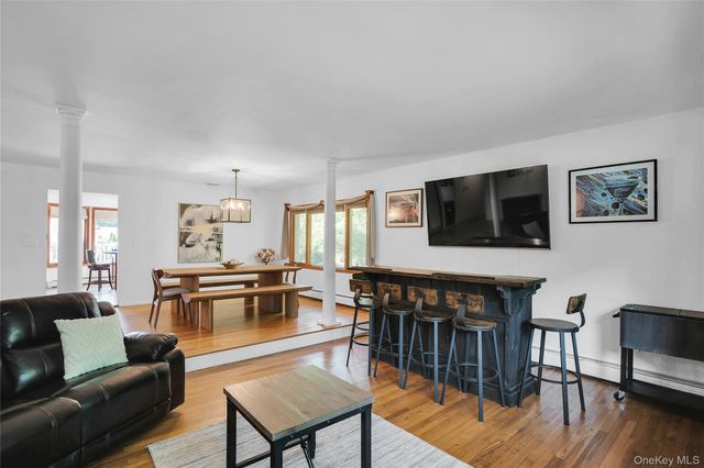 96 McCulloch Drive, Dix Hills, NY 11746