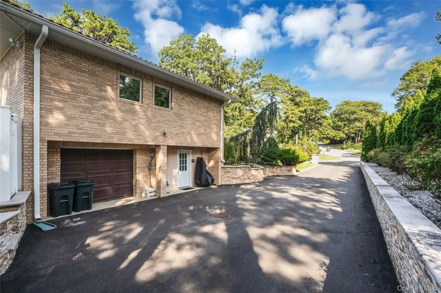 96 McCulloch Drive, Dix Hills, NY 11746