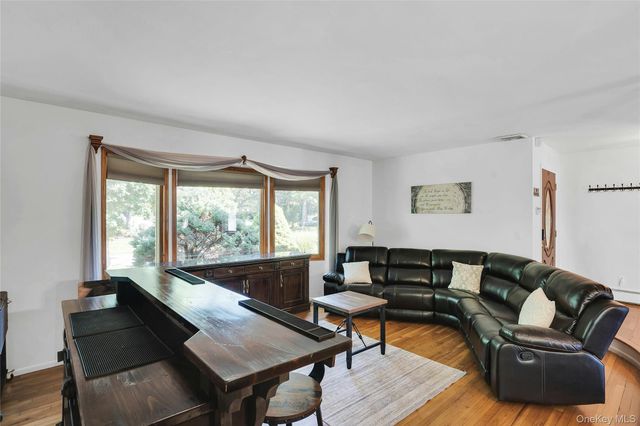 96 McCulloch Drive, Dix Hills, NY 11746