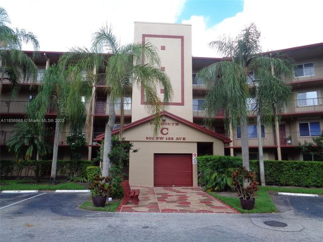 901 SW 138th Ave 107C, Pembroke Pines, FL 33027