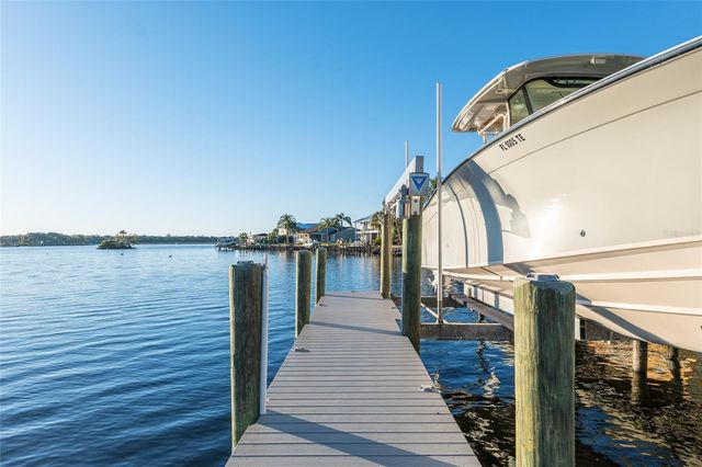 5260 S MYSTIC POINT, Homosassa, FL 34448