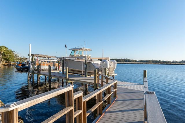 5260 S MYSTIC POINT, Homosassa, FL 34448