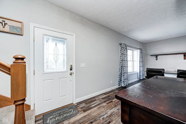 8001 Parkview, Brownsburg, IN 46112