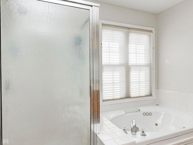 8001 Parkview, Brownsburg, IN 46112