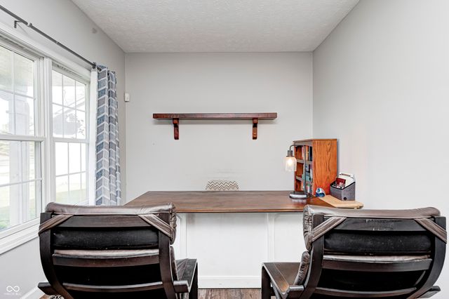 8001 Parkview, Brownsburg, IN 46112