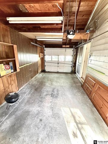 3045 S 42nd Street, Lincoln, NE 68506