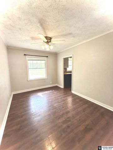3045 S 42nd Street, Lincoln, NE 68506