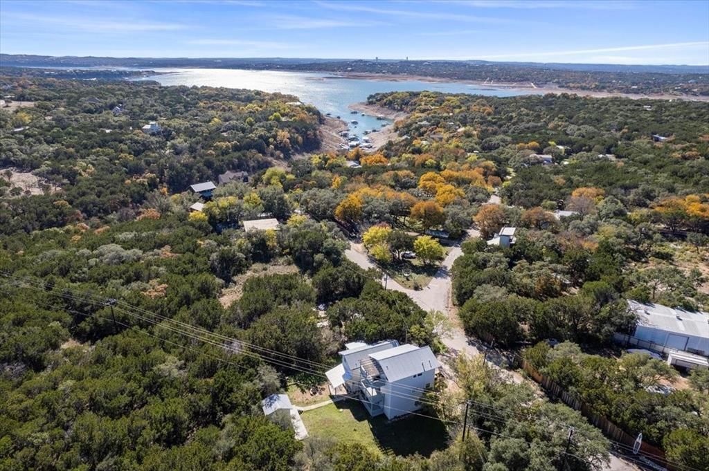 7705 Debbie DR C, Leander, TX 78641