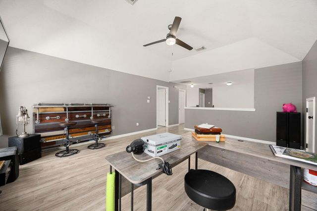 4 Balboa Road, Montgomery, TX 77356