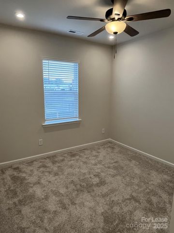 3159 Hutton Gardens Lane, Charlotte, NC 28269