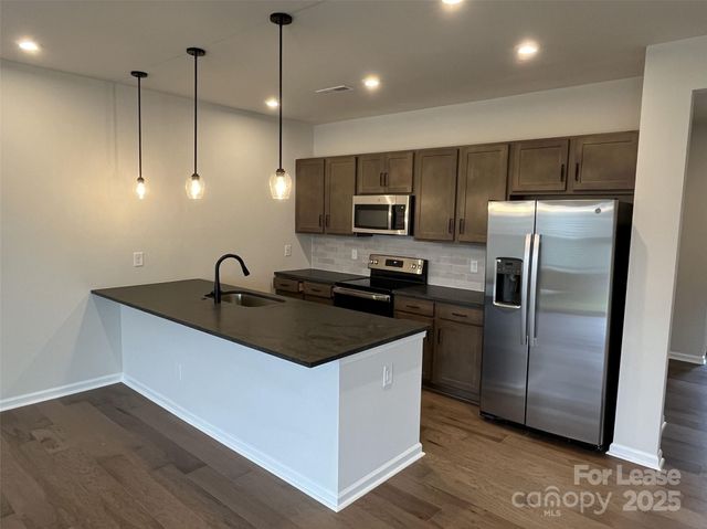 3159 Hutton Gardens Lane, Charlotte, NC 28269