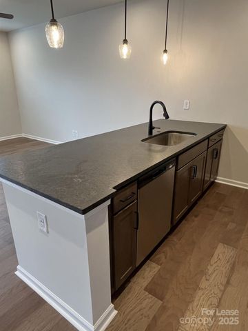 3159 Hutton Gardens Lane, Charlotte, NC 28269