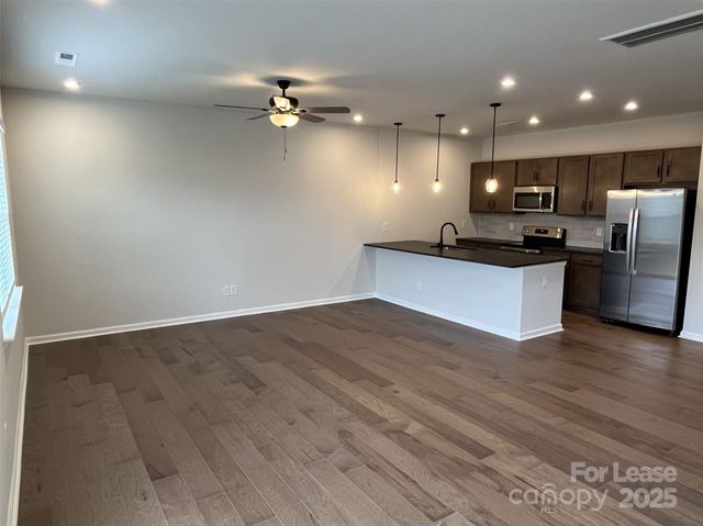 3159 Hutton Gardens Lane, Charlotte, NC 28269