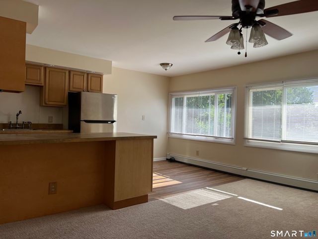 32 Sigwin Circle 32, Wallingford, CT 06492