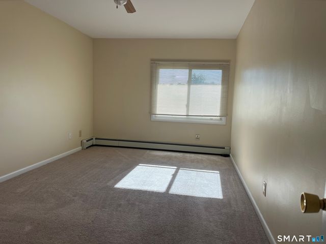 32 Sigwin Circle 32, Wallingford, CT 06492