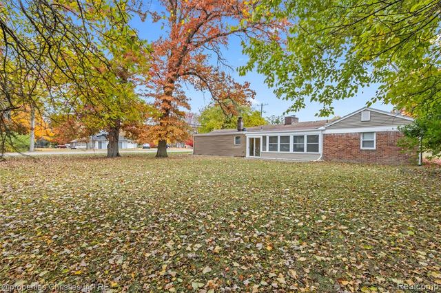 23885 Lee Baker Drive, Southfield, MI 48075