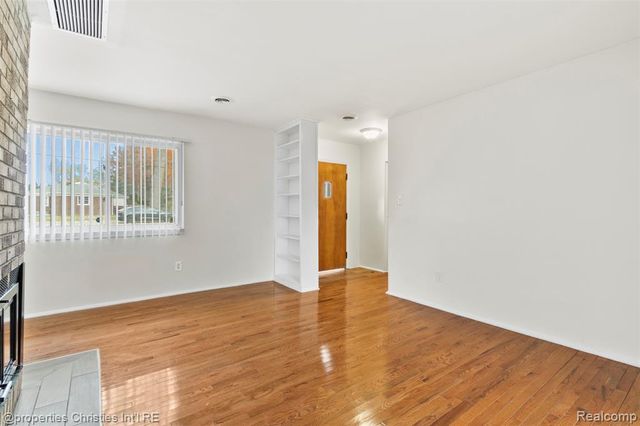 23885 Lee Baker Drive, Southfield, MI 48075